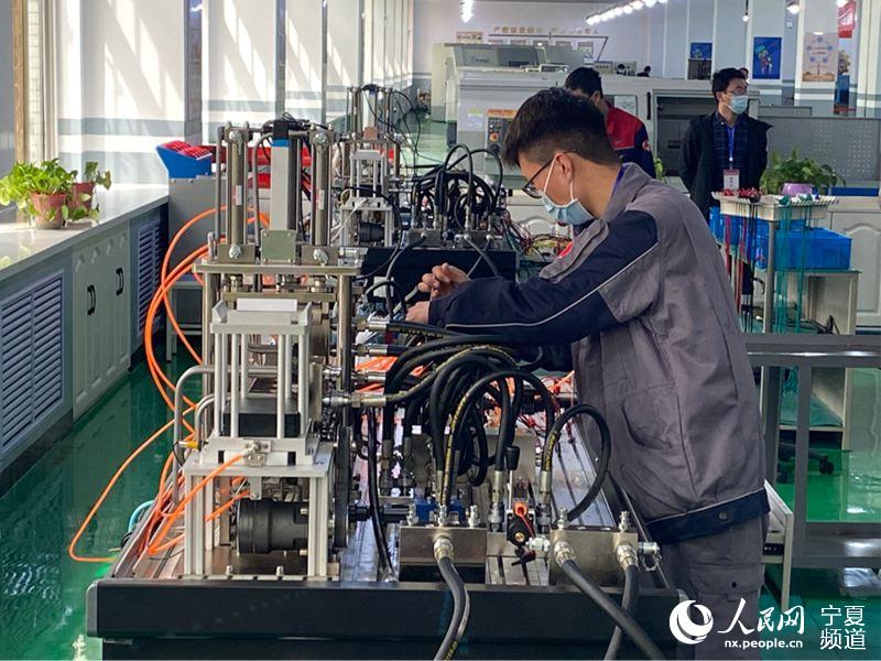 IԺУِܴ_Ļ 5000УWƴ񡱡6