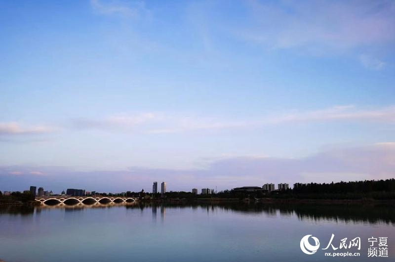 {ˮˮ칲һɫW w╔z