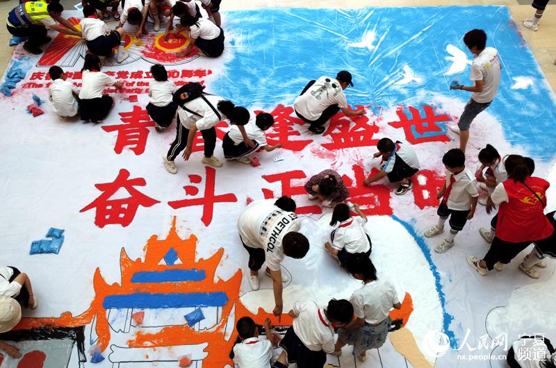 ӂøNɫɳo˙CƬW ߼εz