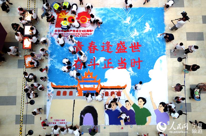 ӂøNɫɳo˙CƬW ߼εz