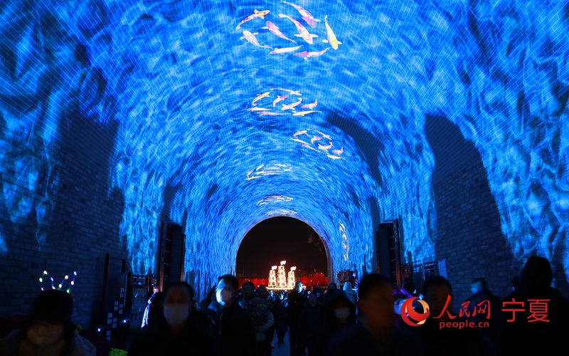 燈光夜景 人民網穆國虎攝