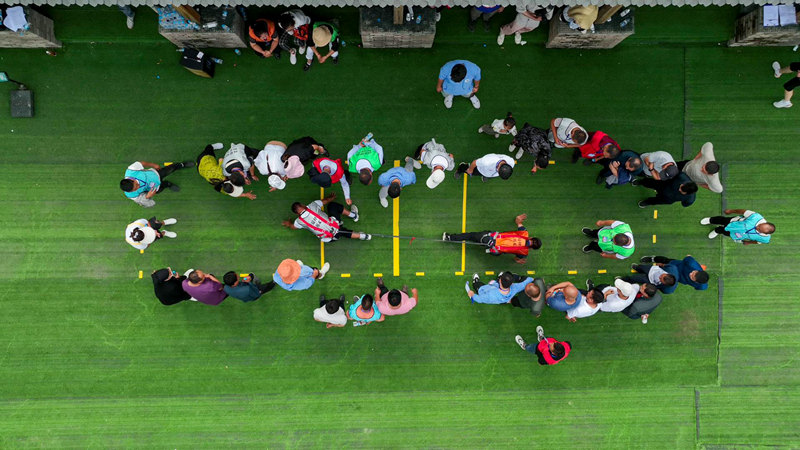 拉架子車比賽。寧夏大學供圖