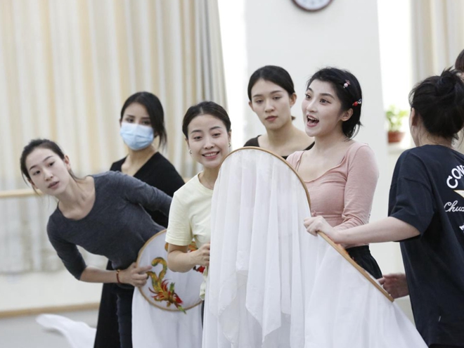 《花兒與號手》幕后排練