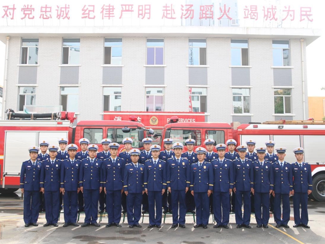 寧夏銀川市消防救援支隊西夏區大隊懷遠站獲評寧夏五四青年獎章集體。