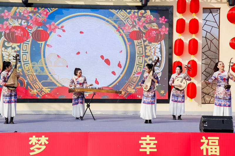 鄉村春晚現場。靈武市委宣傳部供圖