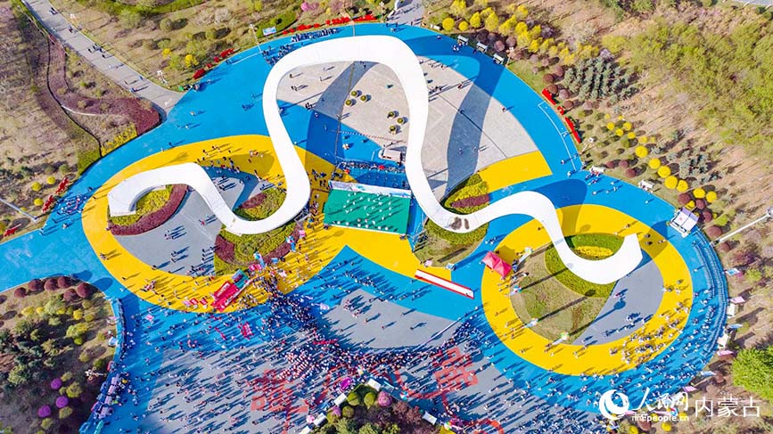 航拍活動現場。樂炎攝