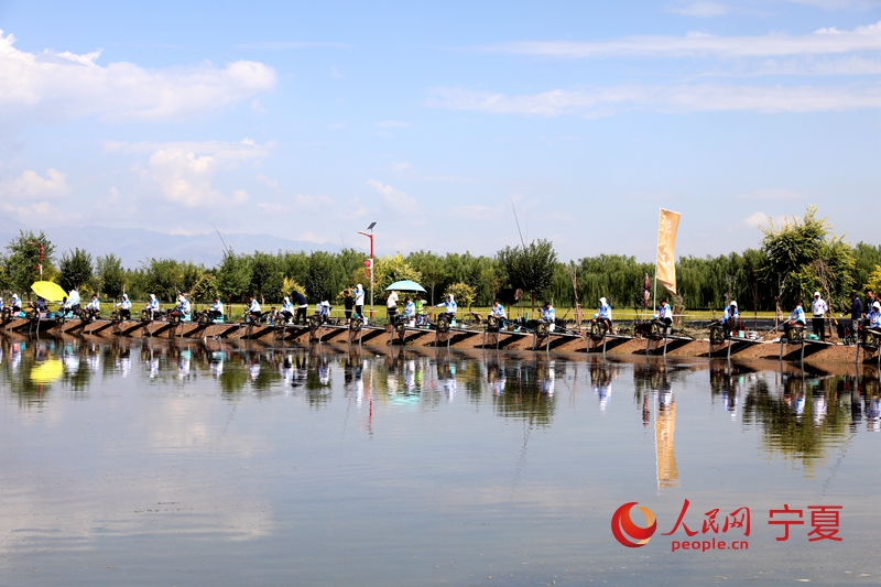 釣魚現場。人民網 李甜甜攝