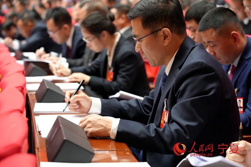 開幕會現場。人民網記者 梁宏鑫攝