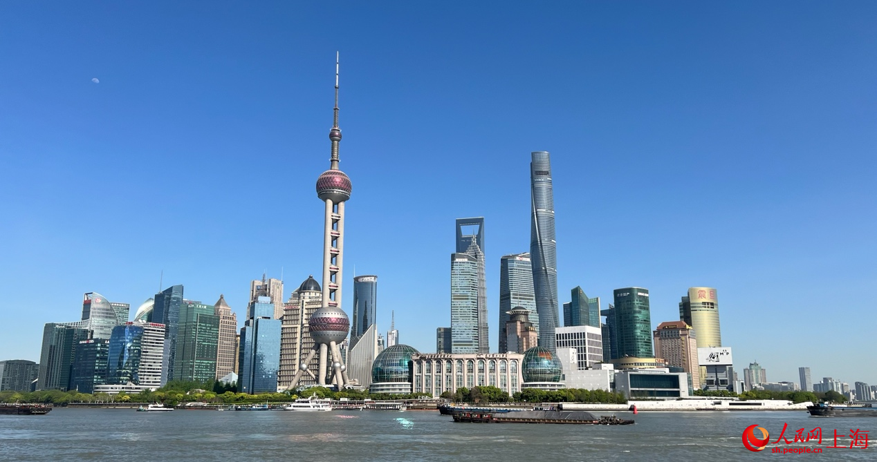 現在的陸家嘴金融城。 人民網 馬作鵬攝