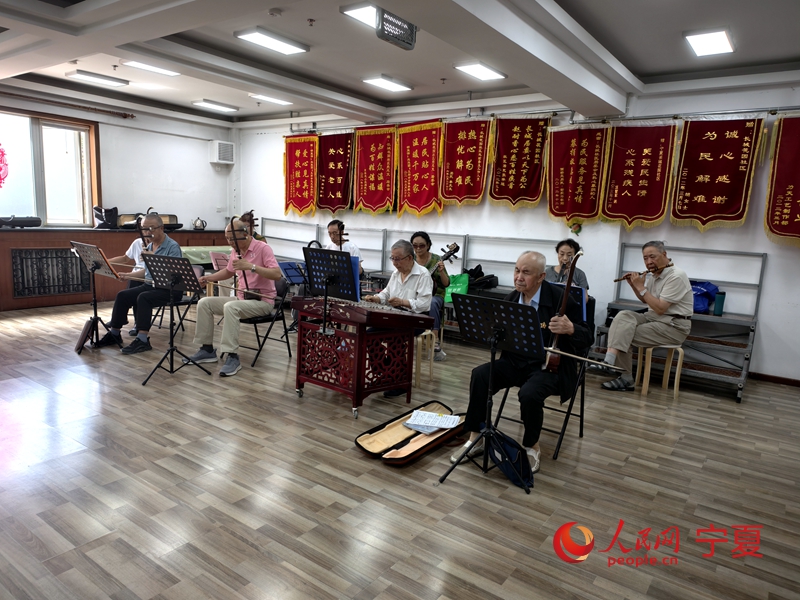 老年聲樂團。人民網記者 梁宏鑫攝